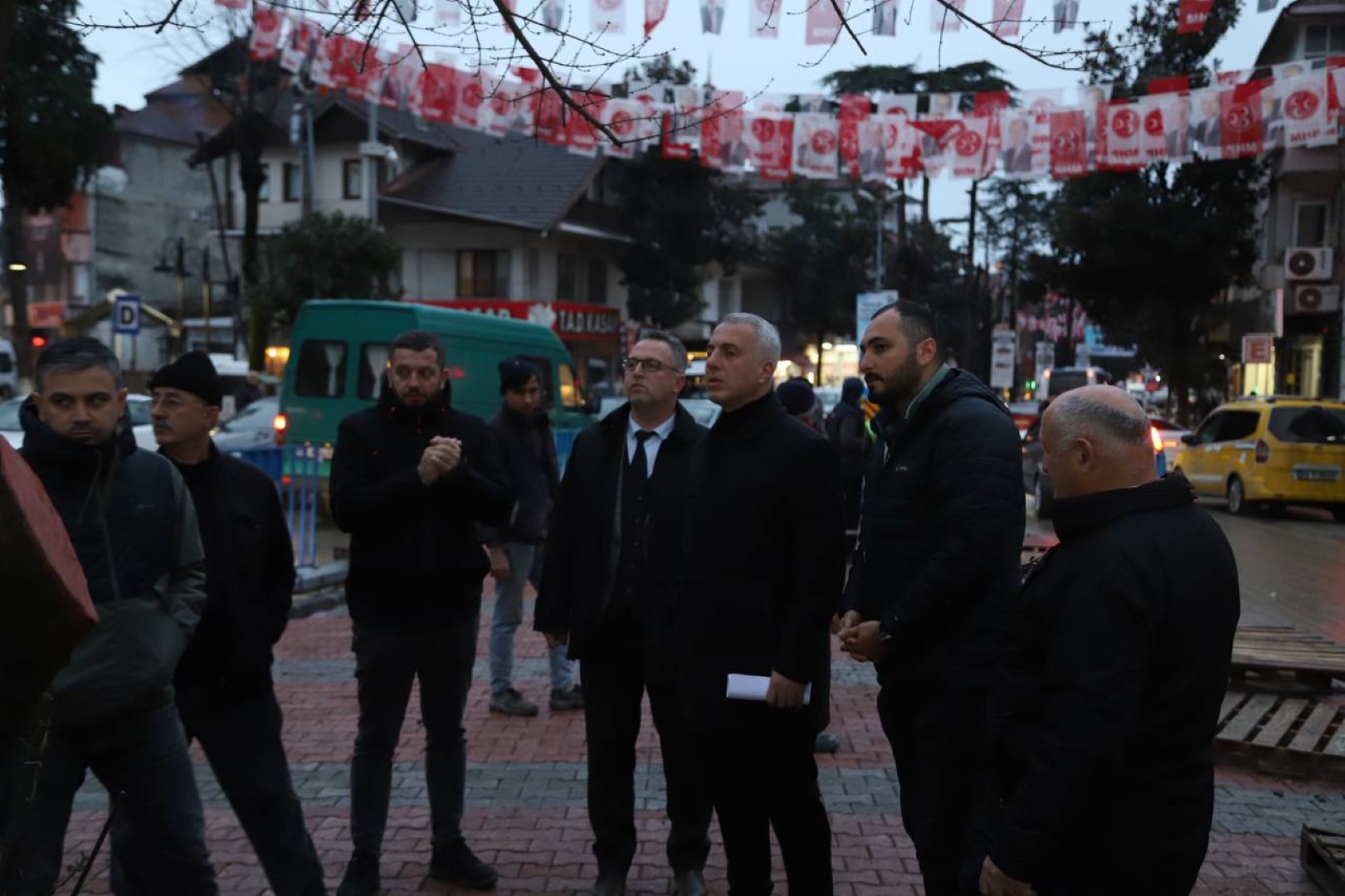 Yeni Cami Taksi Durağına düzenleme yapıldı 